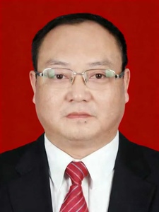 张  华
蓬安县人大常委会党组书记、主任